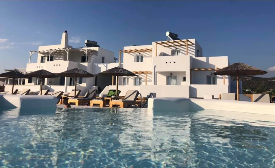 Irida Pool Panoramic View