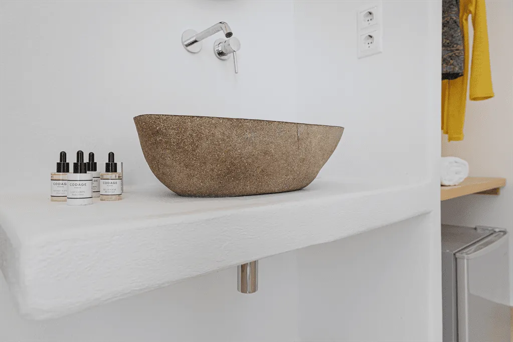 IRIDA Double Suite Image 1